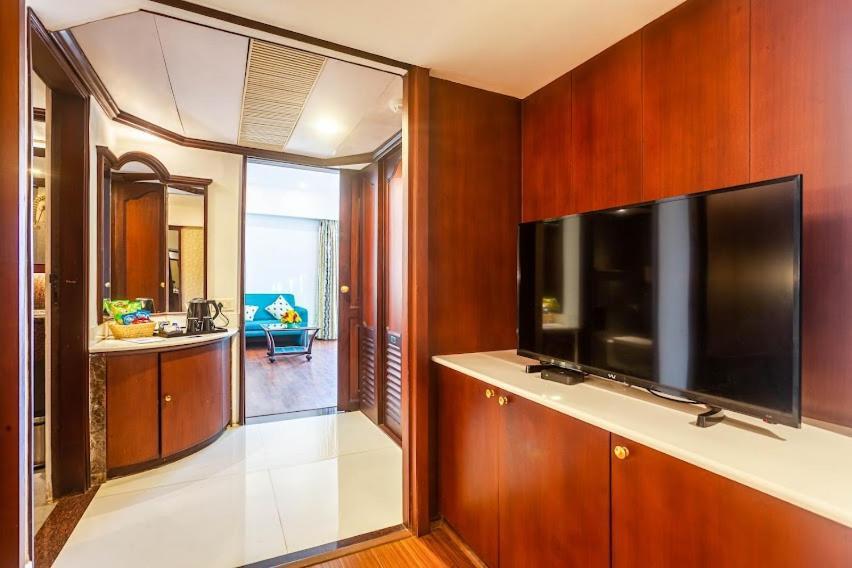 Residency Tower Hotel Thiruvananthapuram Exterior photo