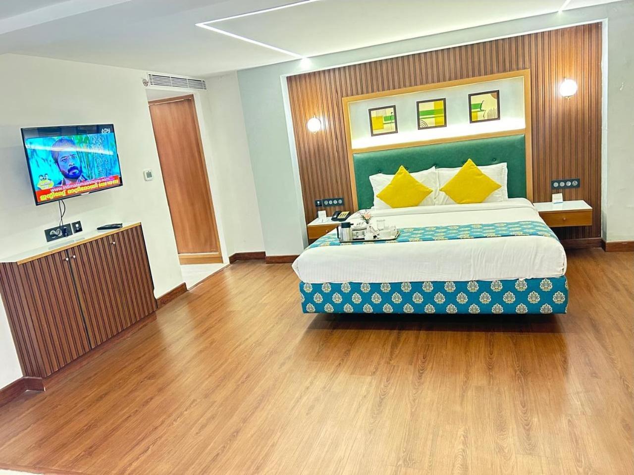 Residency Tower Hotel Thiruvananthapuram Exterior photo