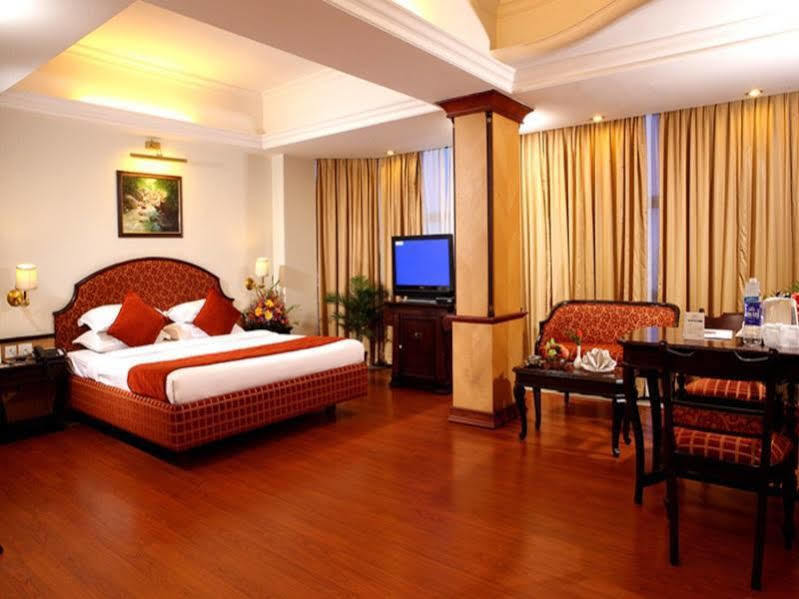 Residency Tower Hotel Thiruvananthapuram Exterior photo