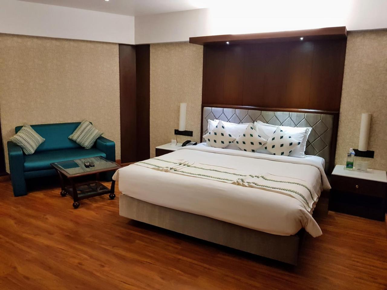 Residency Tower Hotel Thiruvananthapuram Exterior photo